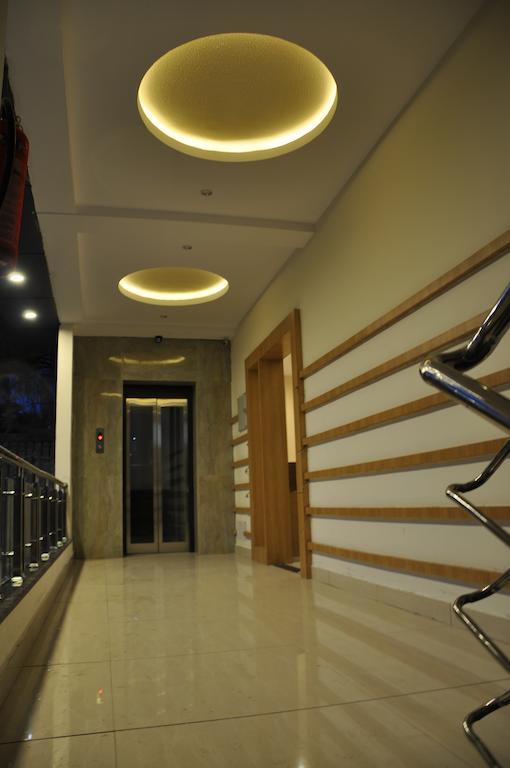 Hotel Athidi Grand Visakhapatnam Værelse billede